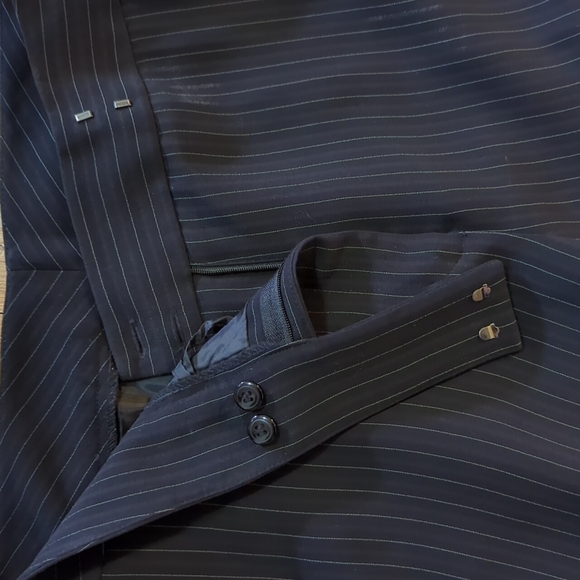 unknown Pants - Size 8 womens Black Pinstripe Professional Pants